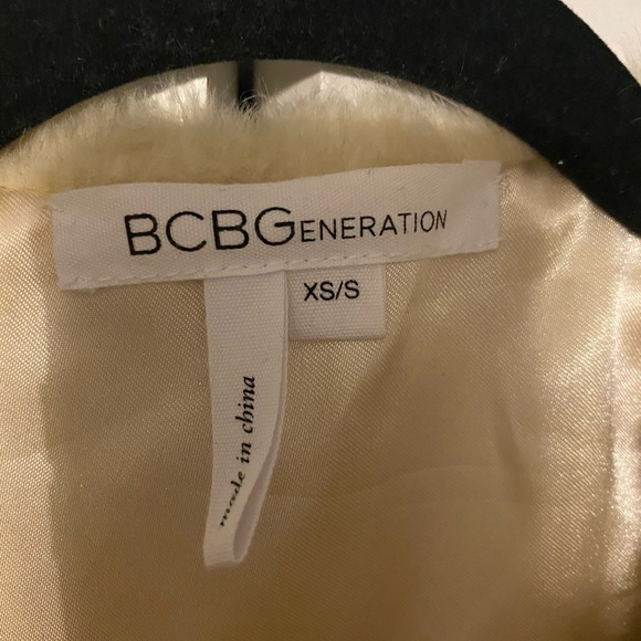 BCBG faux fur vest - Picture 2 of 3